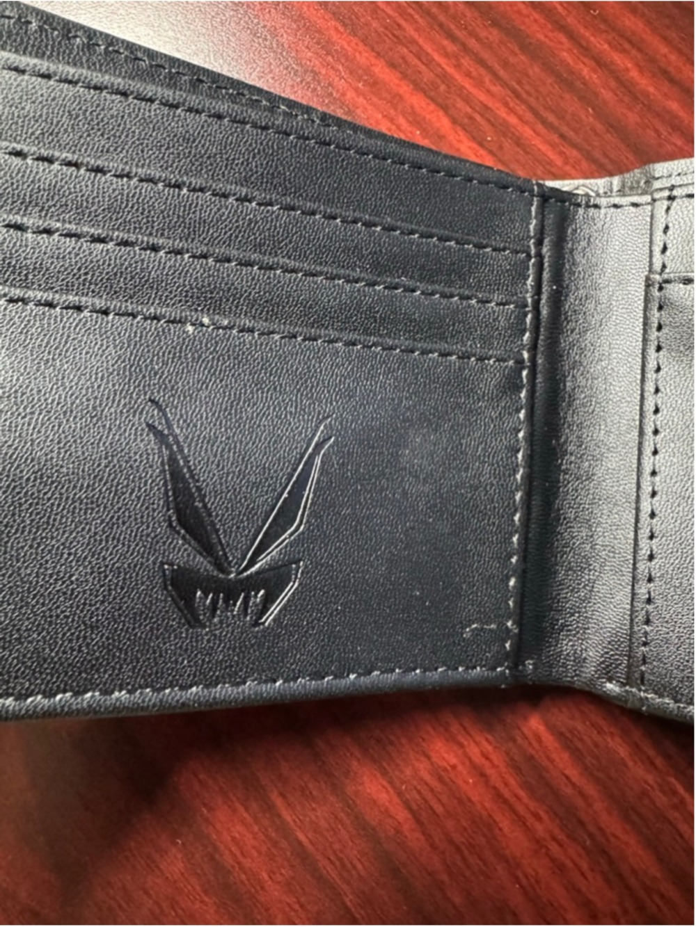 VampireFreaks Bat Emboss Bifold Wallet w/ Chain Goth Emo Punk Black - Picture 5 of 9